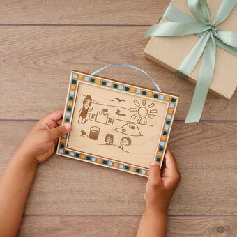 Glowforge: How to Make a Personalised Frame