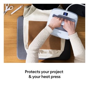 Cricut Heat-Resistant Pressing Sheets 12 x 16 Inches 2 Pack