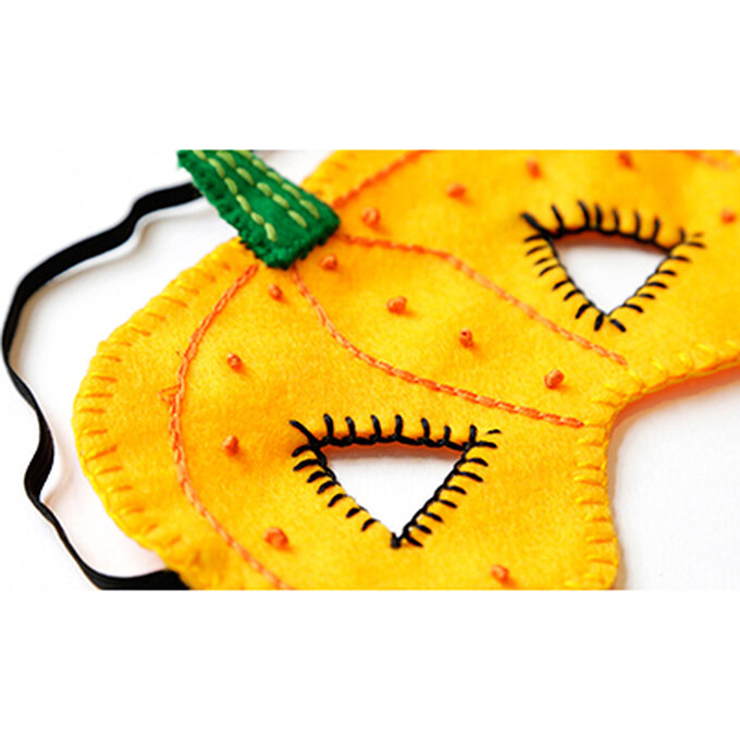How to Make a Felt Pumpkin Mask image number 1