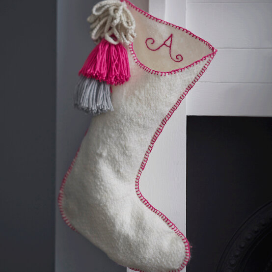 How to Initial a Fleece Christmas Stocking image number 1