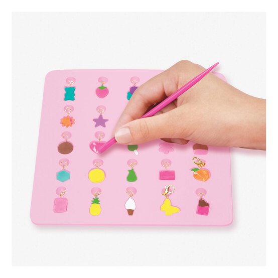 Make It Real Clay Charm DIY Jewellery Kit image number 3