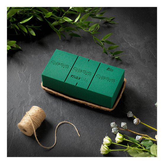 Oasis Maxlife Floral Foam Brick 23cm x 11cm x 7cm image number 5