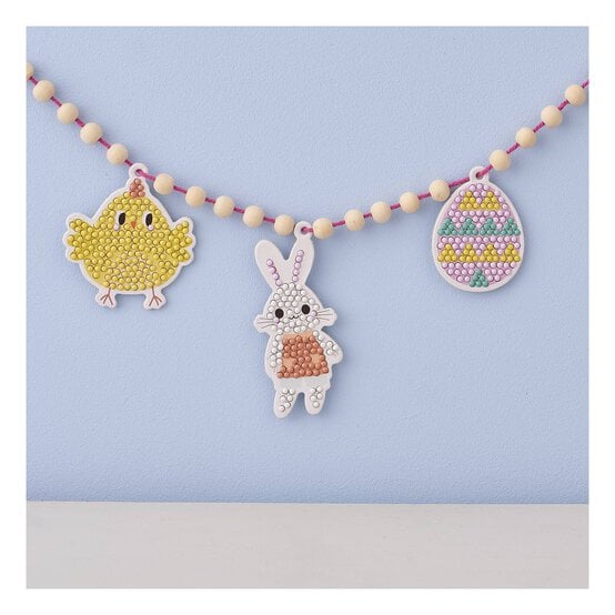 Make Your Own Gem Easter Garland image number 1