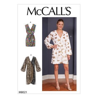 McCall’s Women’s Dress and Belt Sewing Pattern M8021 (S-XL)