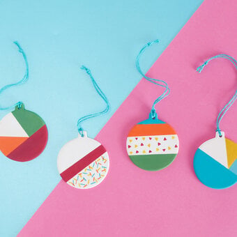 How to Make Colourful Patterned Baubles