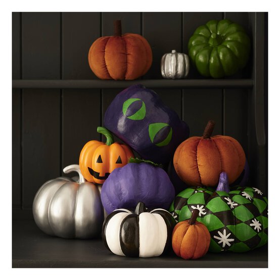 Mache Pumpkin with Leaves 26cm image number 2