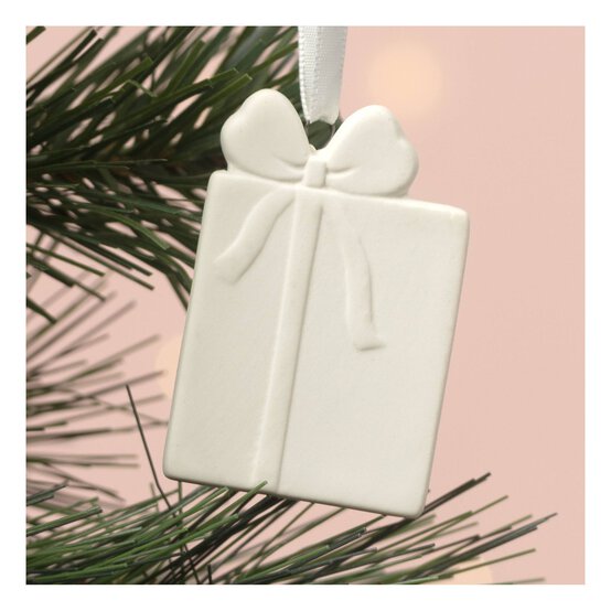 Hanging Ceramic Present Decoration 7cm image number 1