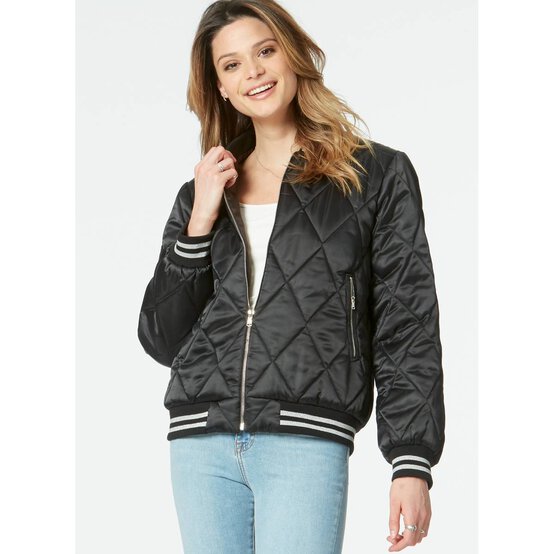 McCall&rsquo;s Bomber Jacket Sewing Pattern M7637 (XL-XXXL) image number 4