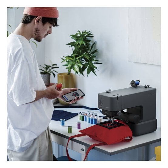 Brother Skitch PP1 Embroidery Machine image number 2