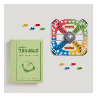 Bookshelf Trouble 