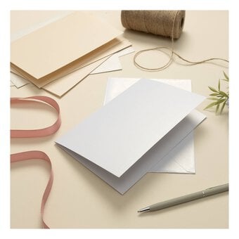 Pearlescent Cards and Envelopes 5 x 7 Inches 15 Pack