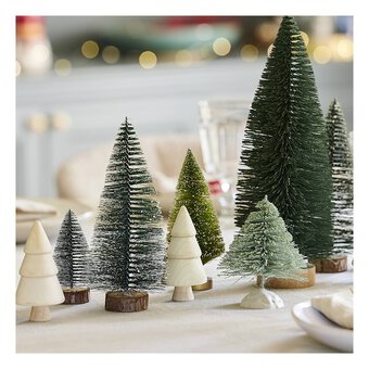 Wide Green Bottle Brush Tree 11cm