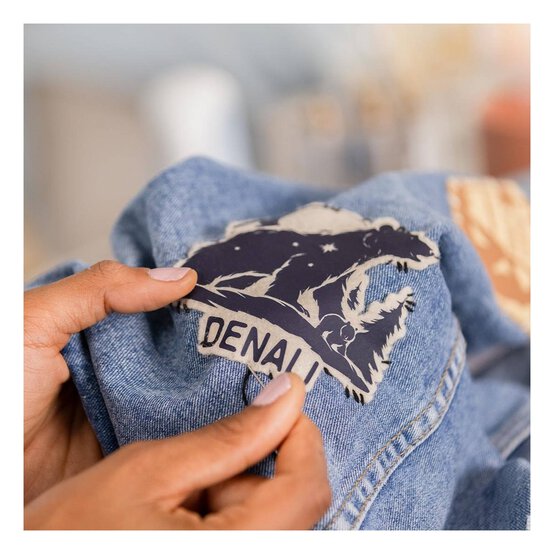 Cricut Maker 4 and Essentials Bundle image number 10