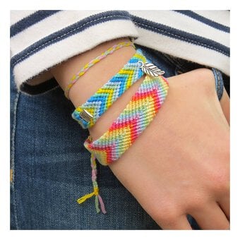 Buttonbag Friendship Bracelets Craft Kit image number 2