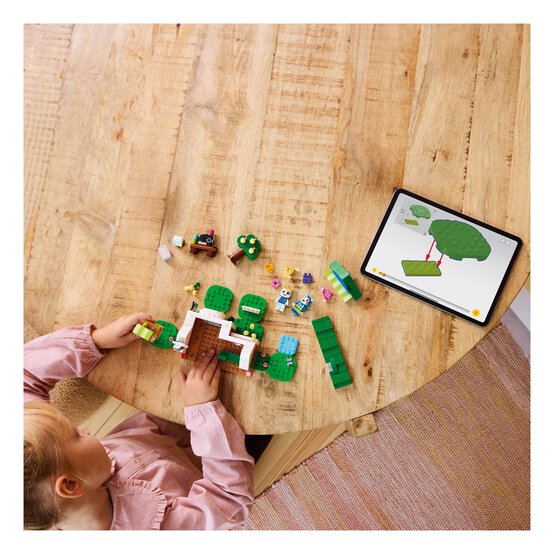 LEGO Animal Crossing Able Sisters Clothes Shop image number 3