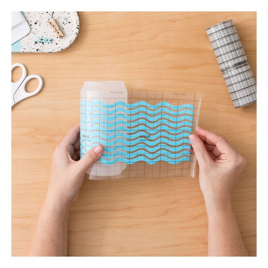 Cricut Linerless Transfer Tape 5.5 x 120 Inches image number 3