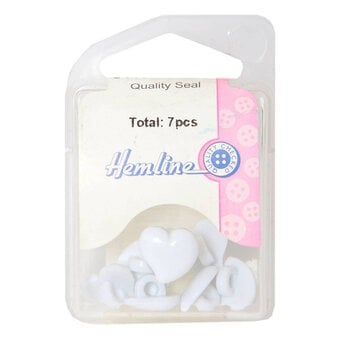 Hemline White Novelty Hearts Button 7 Pack