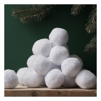Indoor Snowball Decorations