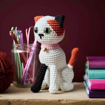 How to Crochet an Amigurumi Cat