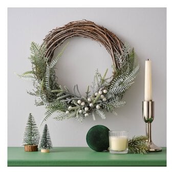 Frosted Wreath Kit