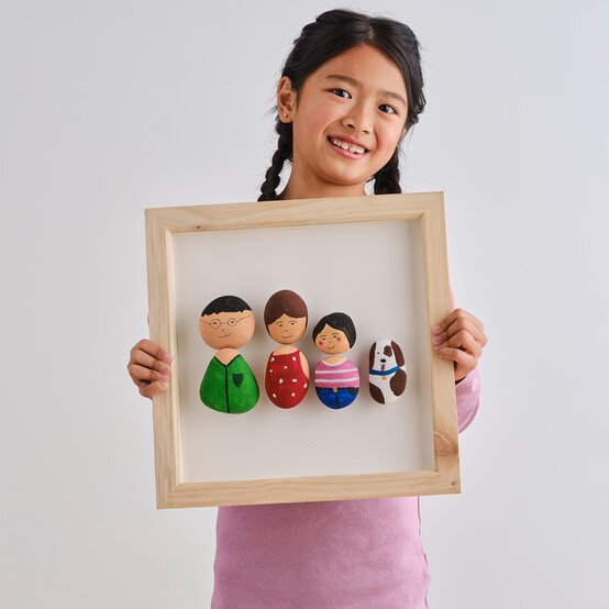 How to Make a Pebble Portrait image number 1