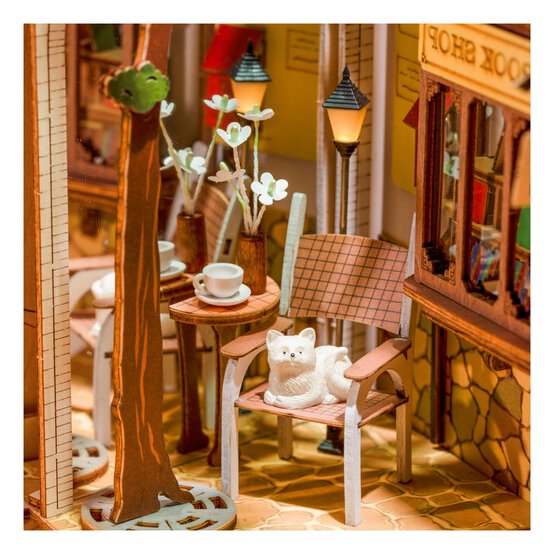 Rolife Sunshine Town DIY Book Nook image number 5