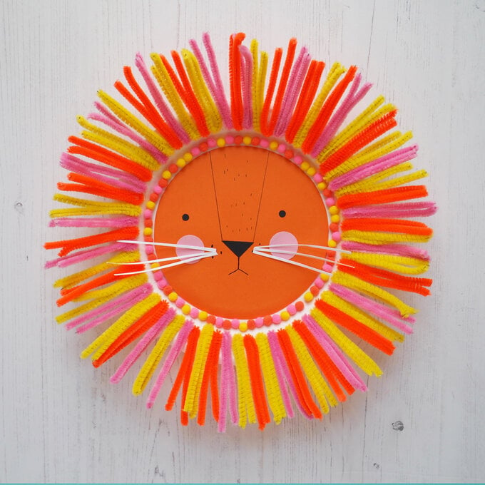 How to Make a Paper Plate Lion image number 1