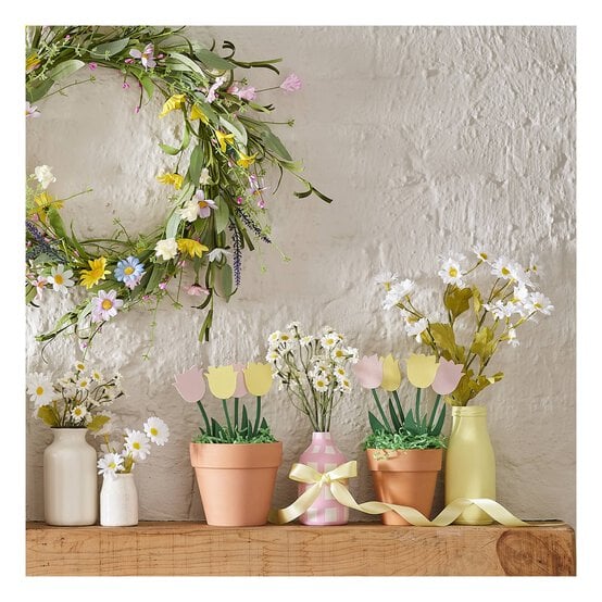 White Daisy Spray 62cm image number 3