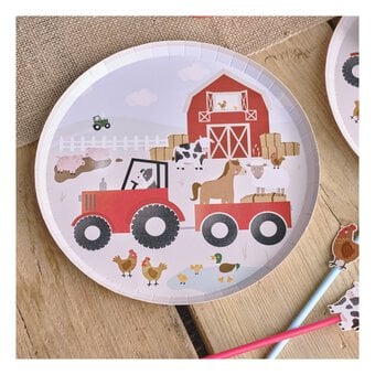 Ginger Ray Farm Animal Paper Plates 8 Pack image number 3