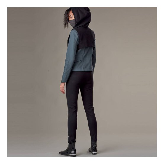 Simplicity Women’s Costume Sewing Pattern S9249 (14-22) image number 5