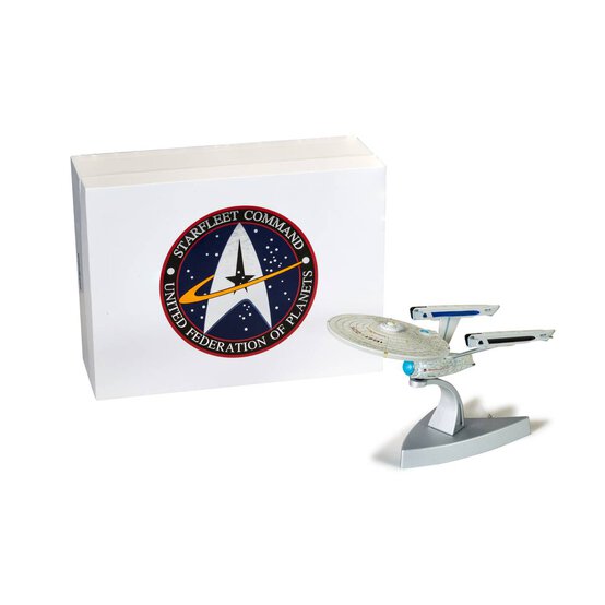 Corgi Star Trek USS Enterprise NCC-1701D Refit Diecast Model image number 1