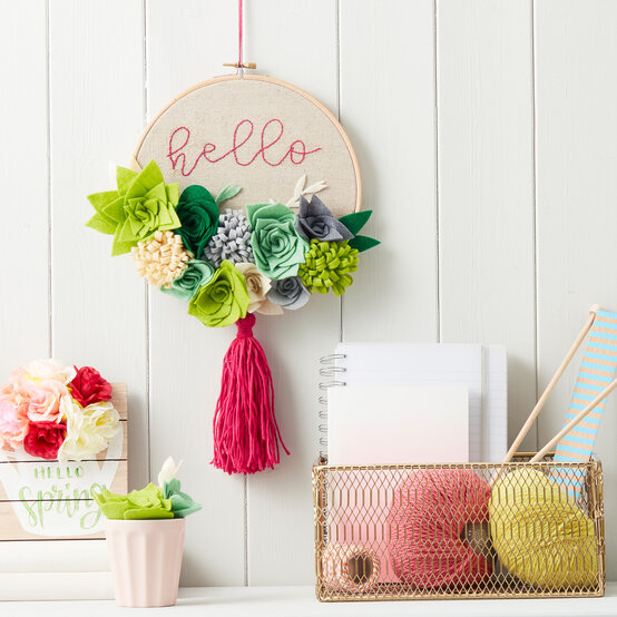 How to Make a Spring Succulent Wall Hanging image number 1