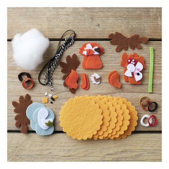 Make Your Own Autumn Animal Felt Decorations 3 Pack