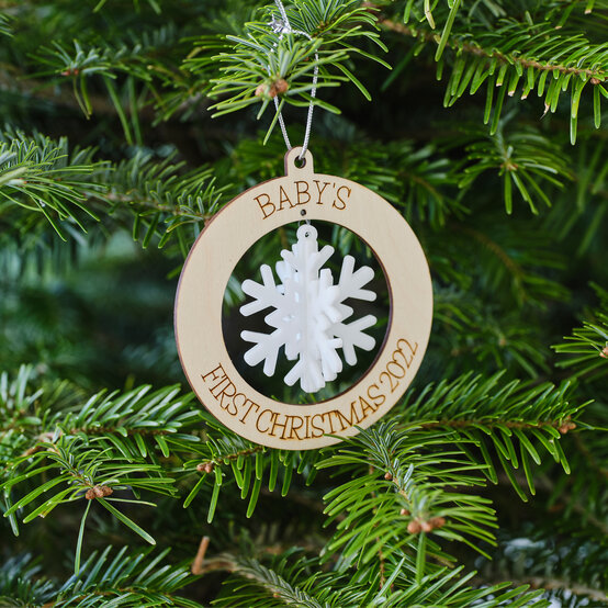 Glowforge: How to Make a 'First Christmas' Bauble image number 1