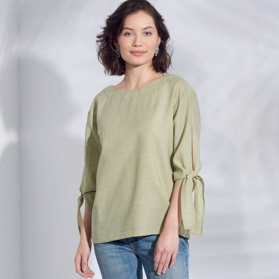 Simplicity Women&rsquo;s Top Sewing Pattern S8920 (16-24) image number 7