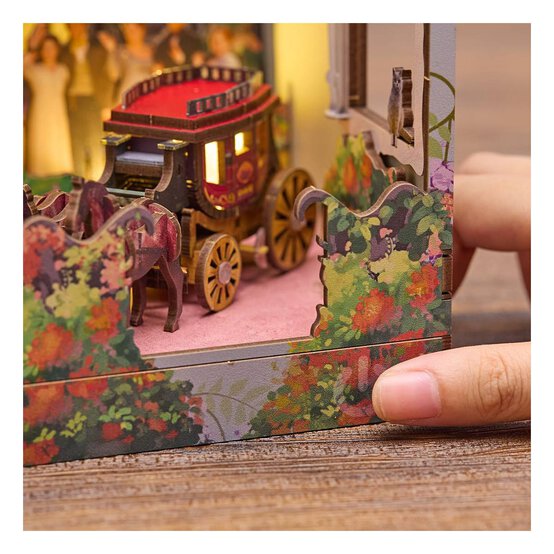 Bridgerton Into the Light Book Nook image number 5