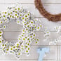 How to Make a Daisy Wreath image number 1
