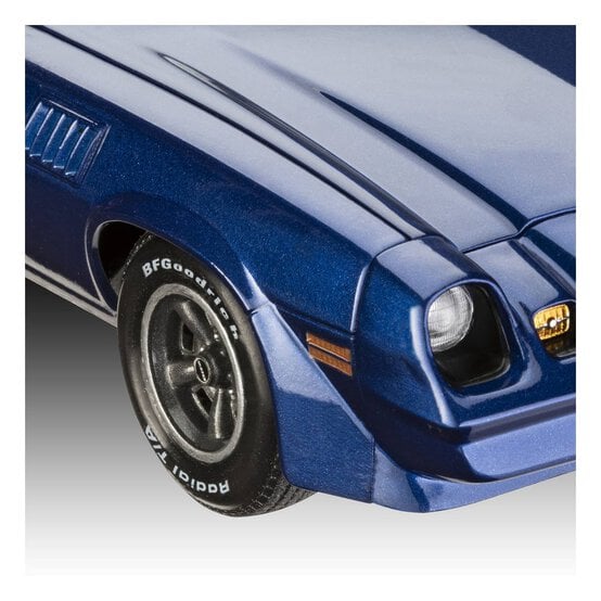 Revell Stranger Things Billy&rsquo;s Chevy Camaro Model Kit 1:24 image number 4