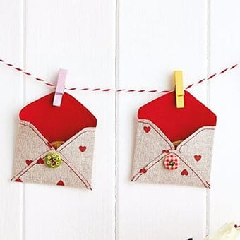 How to Make a Fabric Envelope Advent Calendar