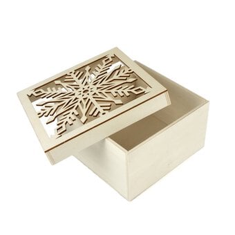 Wooden Snowflake Box 16cm image number 3