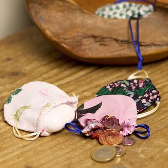 How to Make a Drawstring Coin Purse