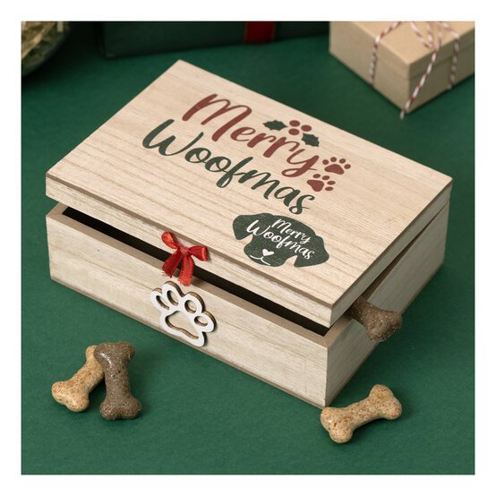 Merry Woofmas Wooden Box image number 1