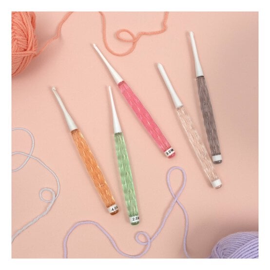 Crochet Hook Set 5 Pack image number 2