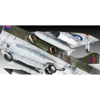 Revell Harrier Gr.1 50 Years Model Set 1:32 image number 6