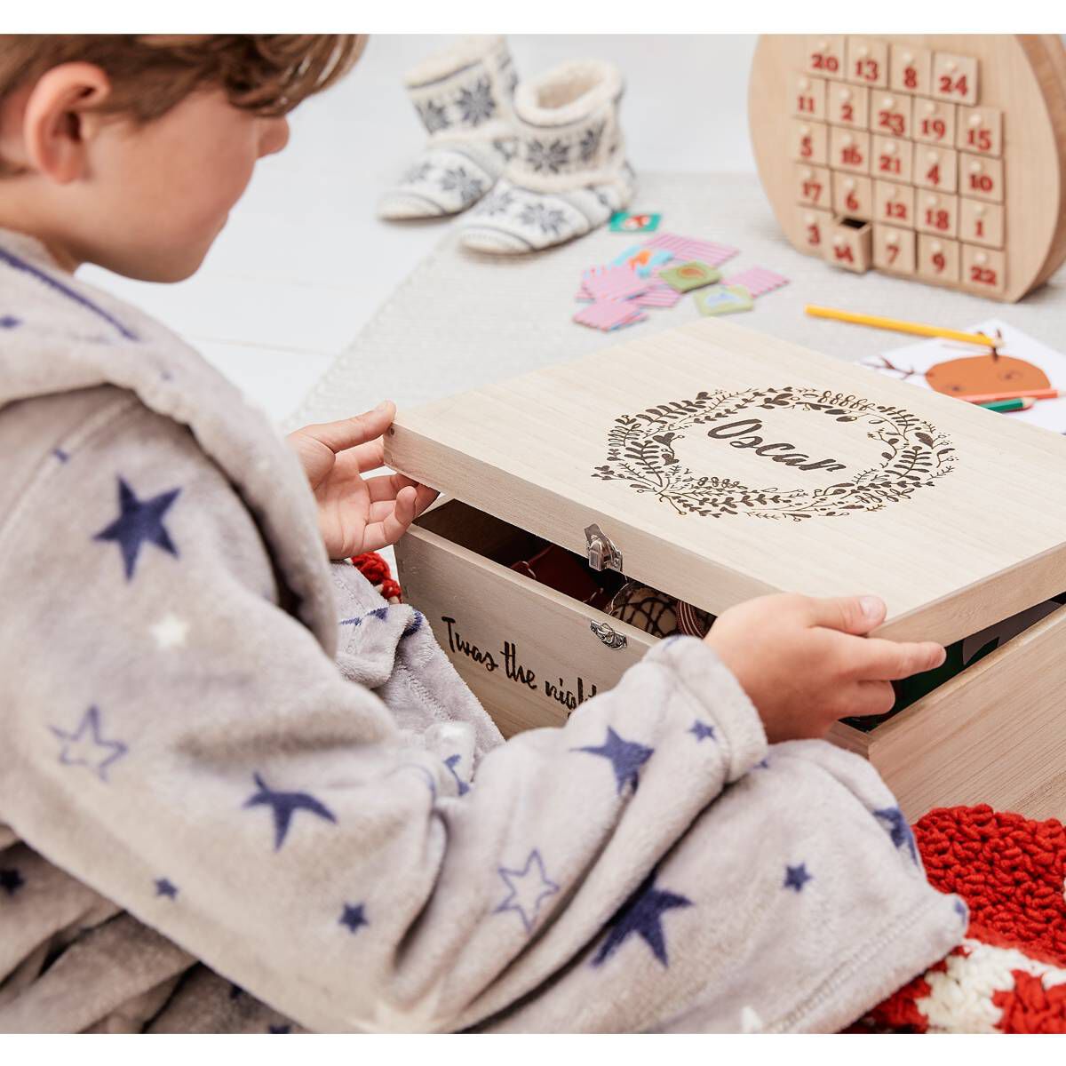 Wooden Storage Box 35cm x 25cm x 17cm Hobbycraft