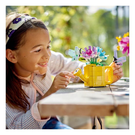 LEGO Creator 3 in 1 Flowers in Watering Can image number 4
