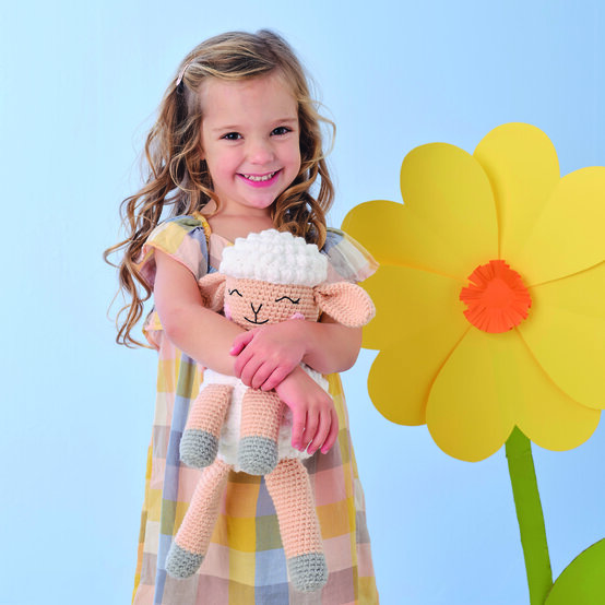 How to Crochet an Amigurumi Sheep image number 1