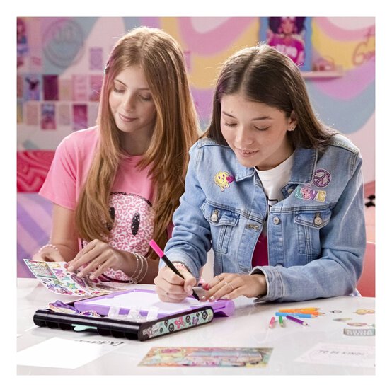 Style 4 Ever Diamond Art LED Case image number 3