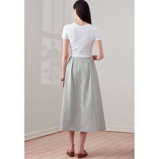 Simplicity Skirt in Three Lengths Sewing Pattern S9267 (10-18) image number 7