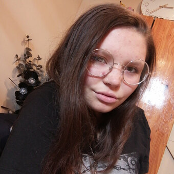 Lily Cumming - Artisan